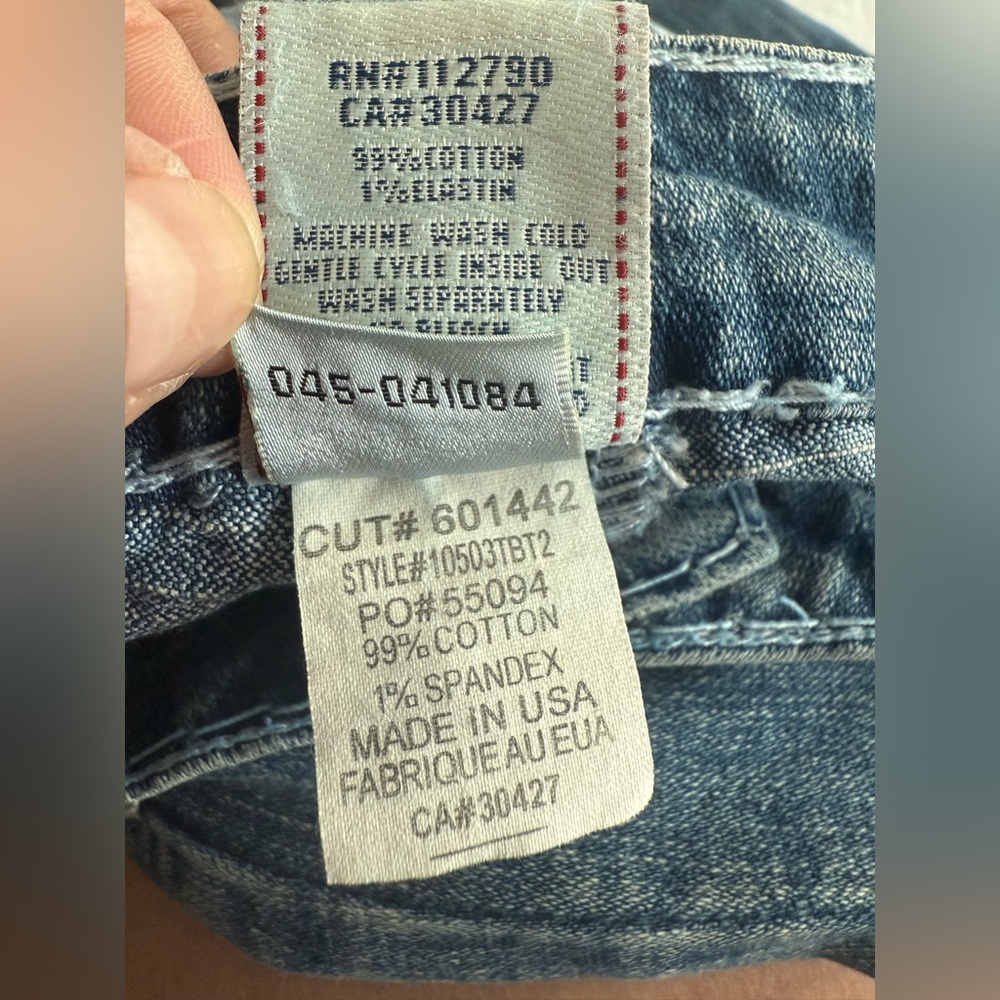 Low Rise True Religion Jeans Size 32 - Picture 8 of 13